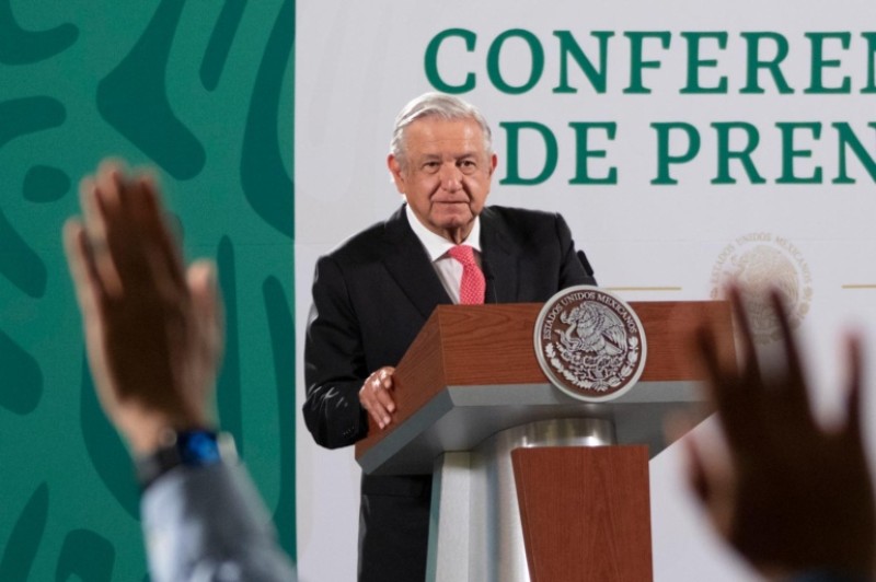 Presidente reafirma compromiso de garantizar abasto de medicamentos oncológicos y derecho del pueblo a la salud